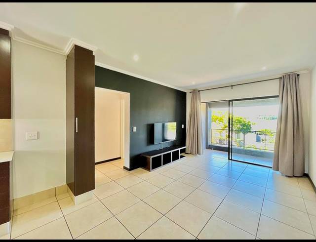 2 BEDROOM APARTMENT FOR SALE IN LONEHILL
